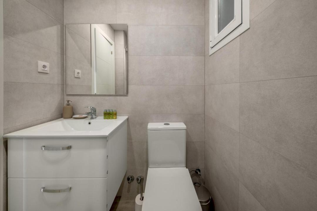 2 Bedrooms 1 Bathroom Furnished - Delicias - Bright - Mintystay Madrid Exteriör bild